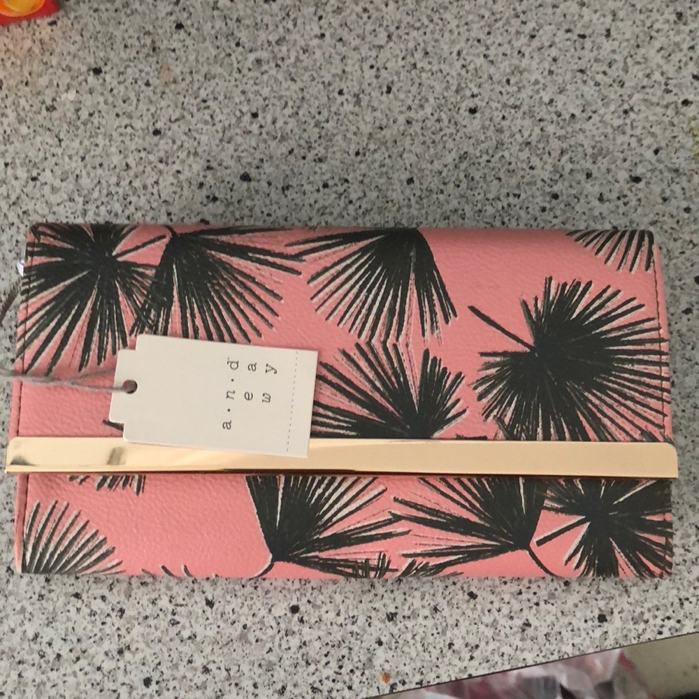 A new day wallet
